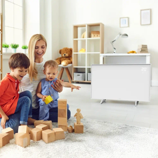 Panel grzewczy na podczerwień promiennik elektryczny WarmUp 770W WiFi LED - Promiennik WarmUp w salonie – minimalistyczny design pasujący do nowoczesnego wnętrza.